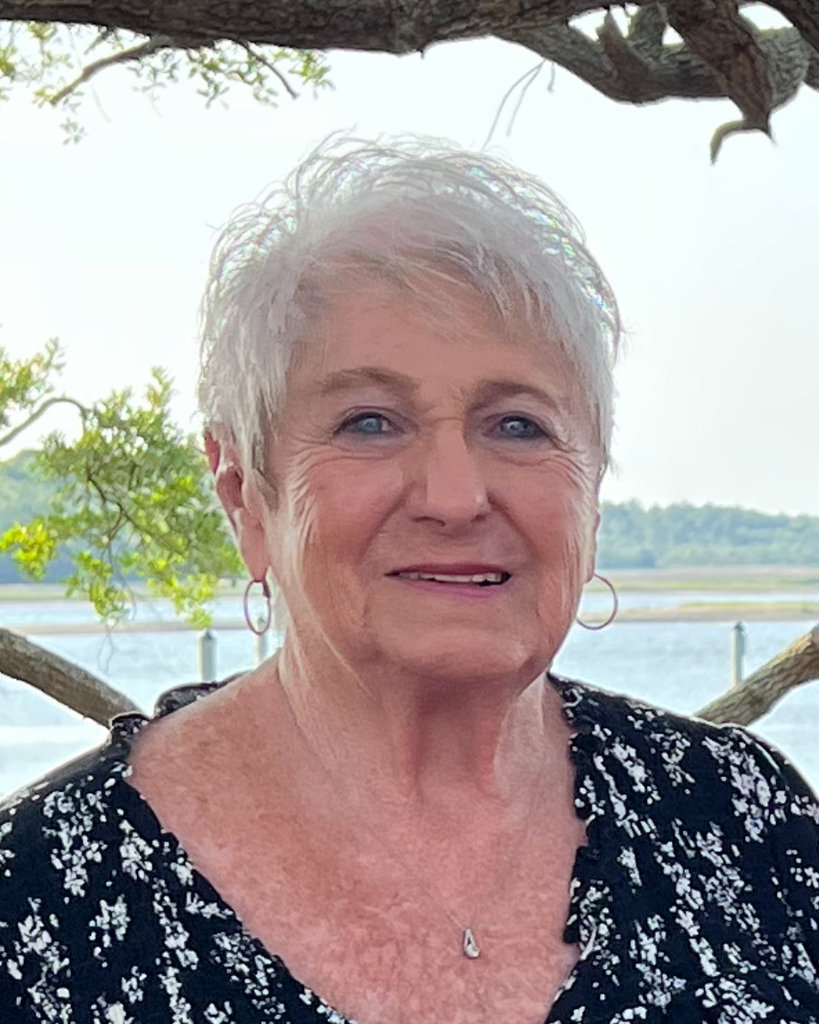 Linda Lee Davis Profile Photo