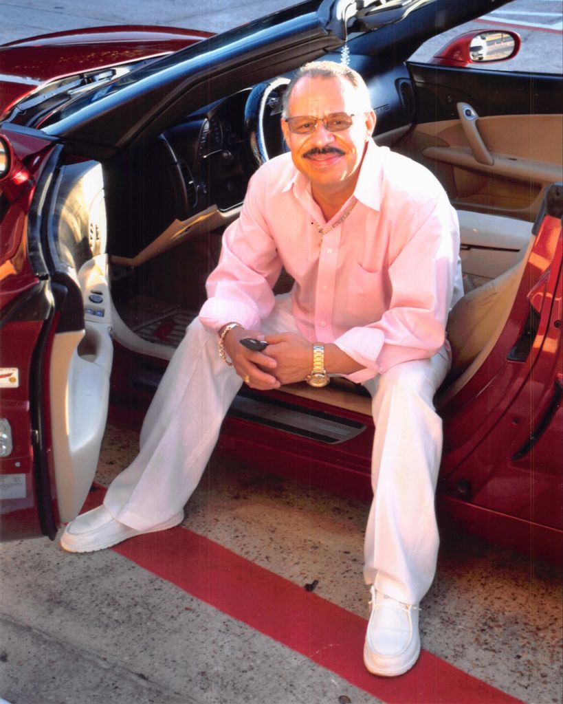 Manuel Hidalgo Profile Photo