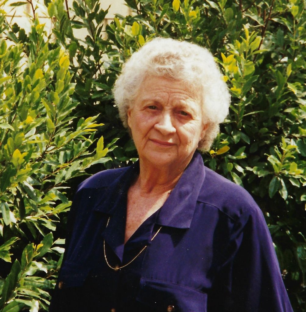 Louise E. Barnet Profile Photo