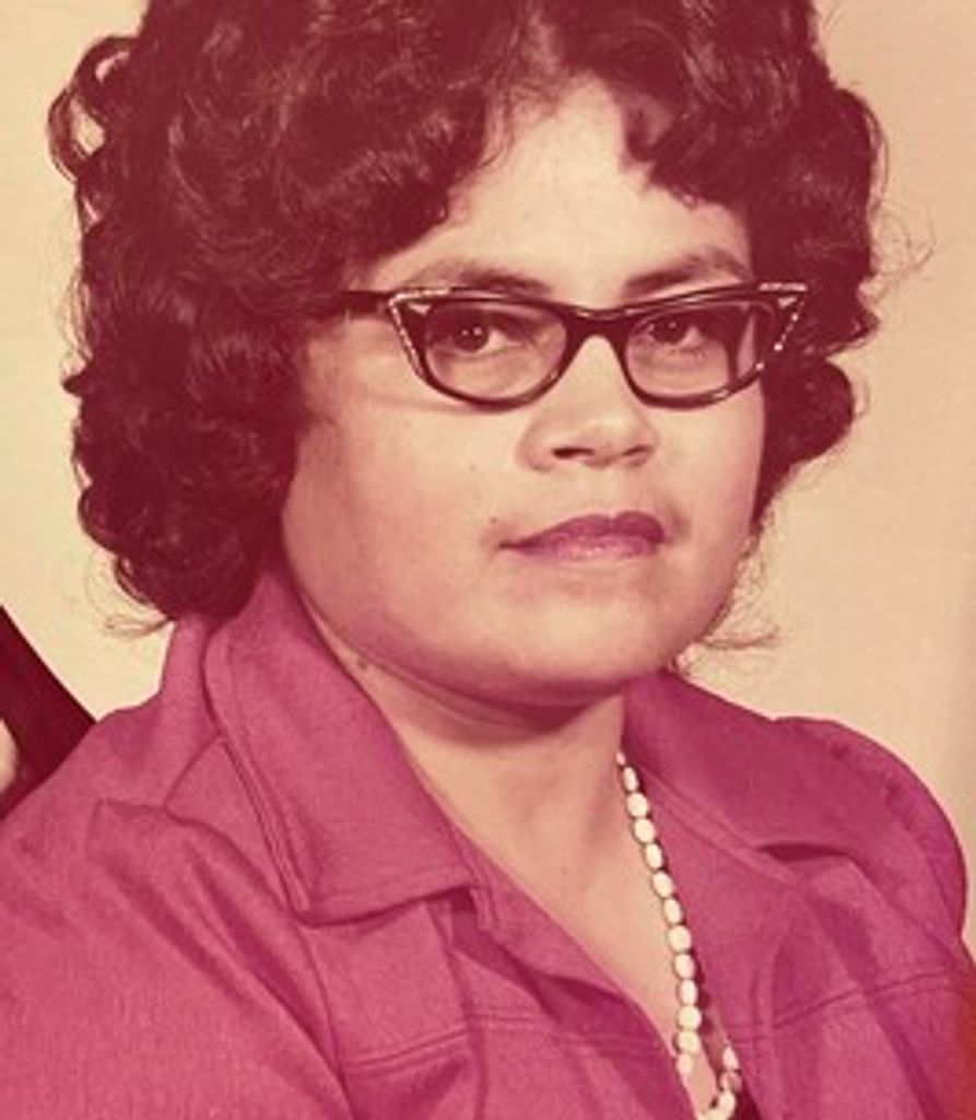 Maximiliana "Irene" Salinas