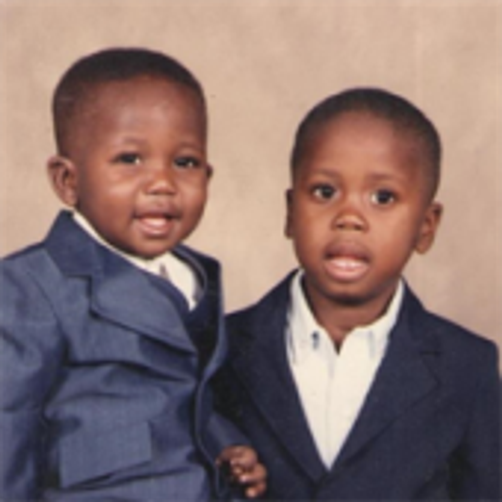 Antonio  Davis Gilbert