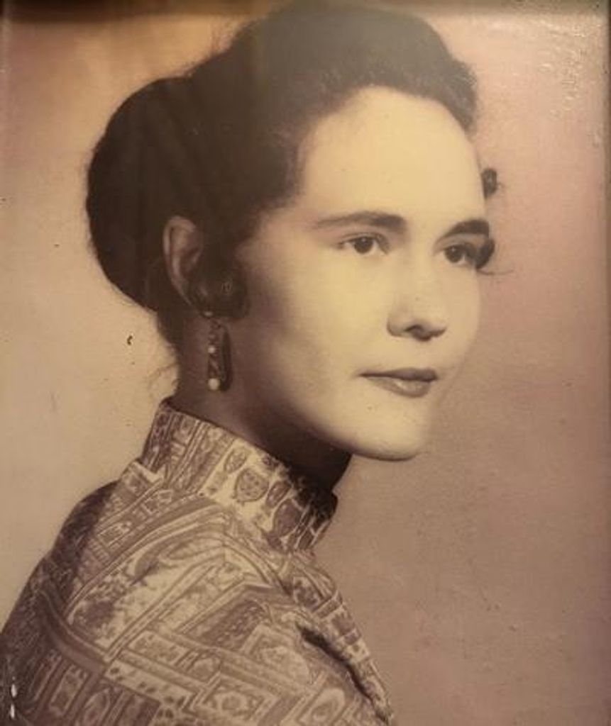 Ann W. Therrien Profile Photo