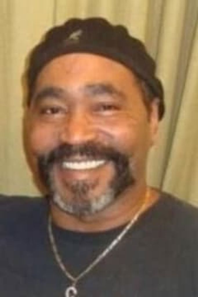 Gregory  Lee