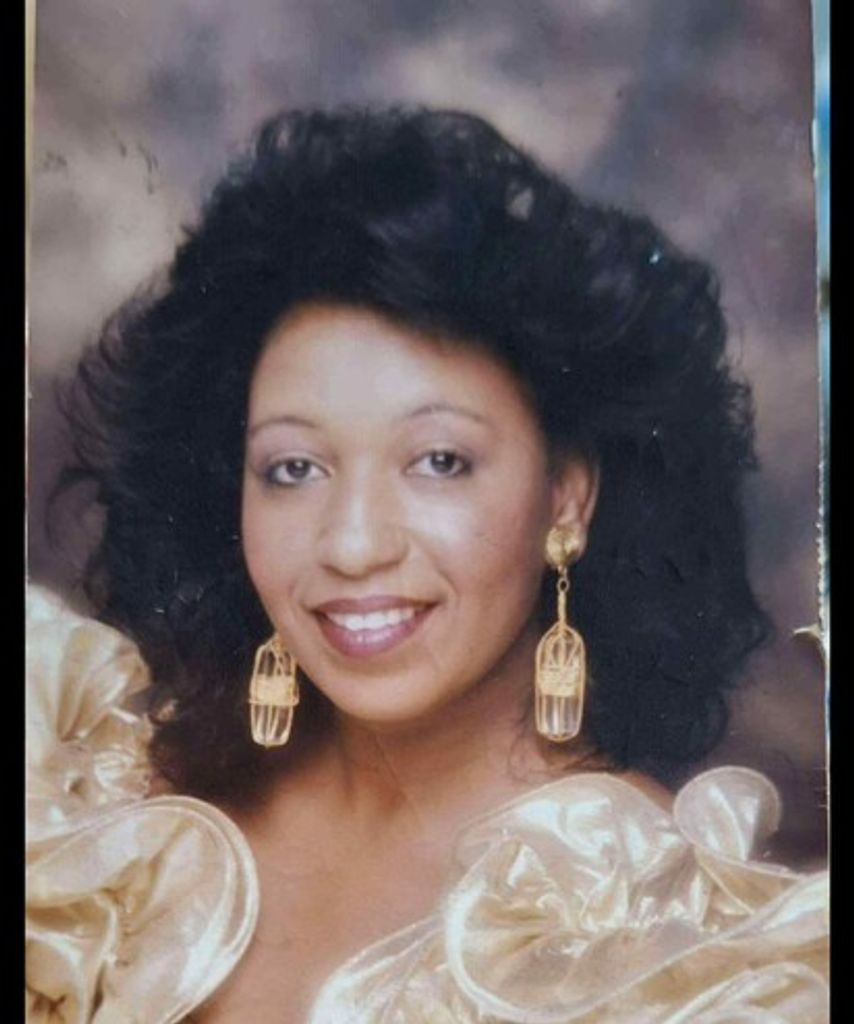 Tracey "La-La Rainbow" Sumter