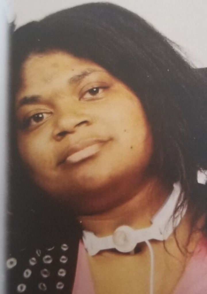 Dominique Johns Profile Photo
