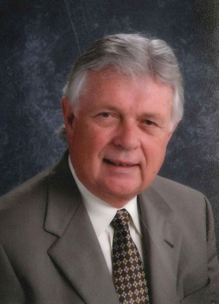 Dr. Bruce R. Thomas Profile Photo