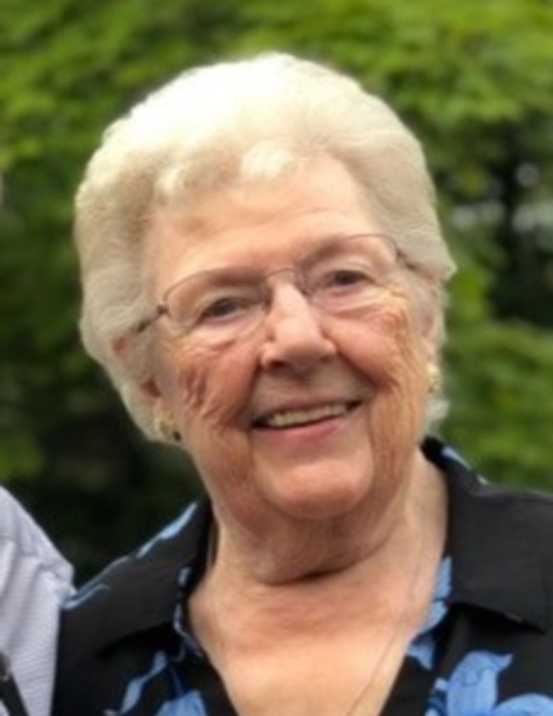 Natalie Ione Kuchera Profile Photo