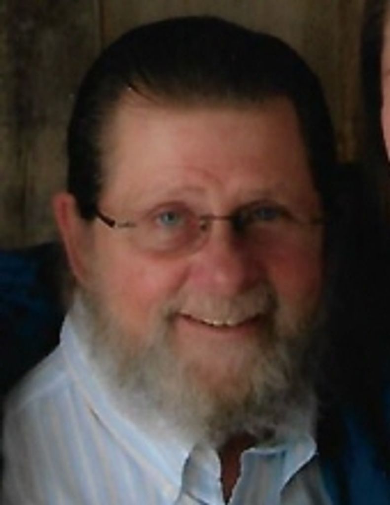 Roger  Alan Fiscus 