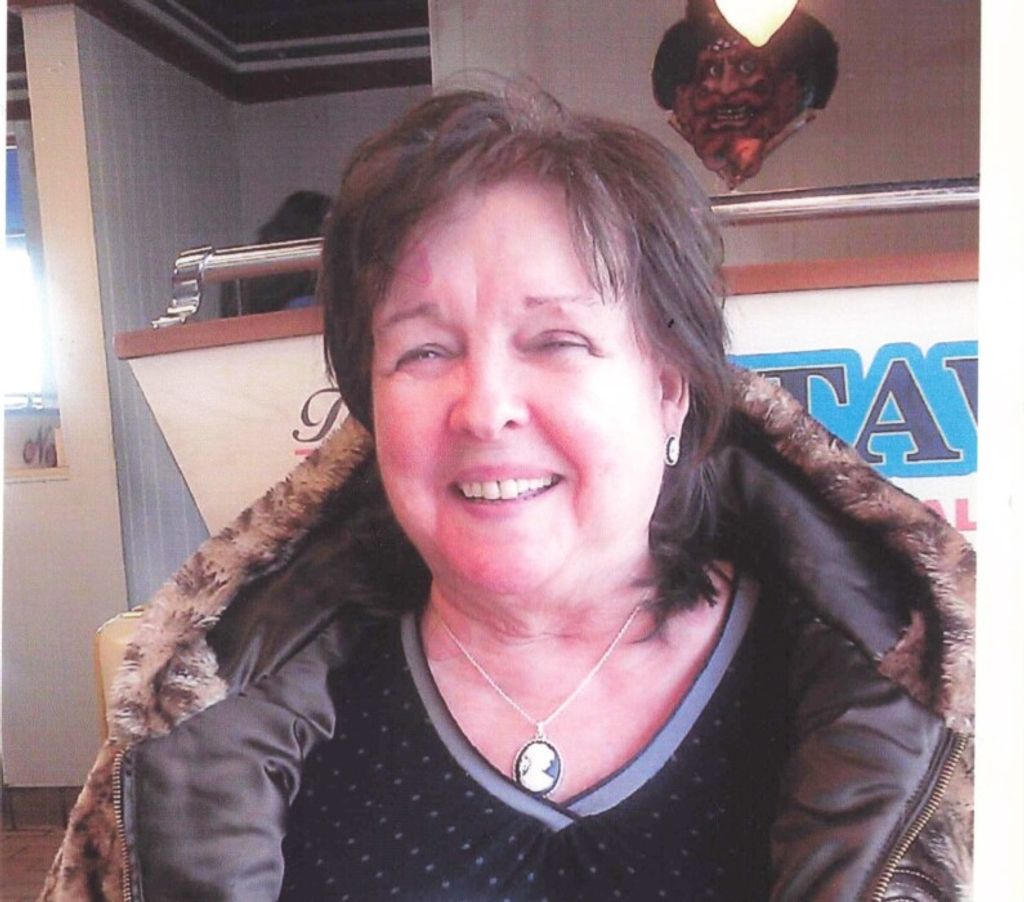 Eva Hicks Profile Photo