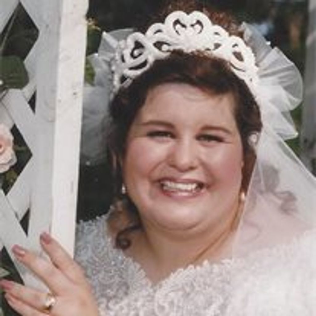 Suzanne C "Pratt" Hoyt