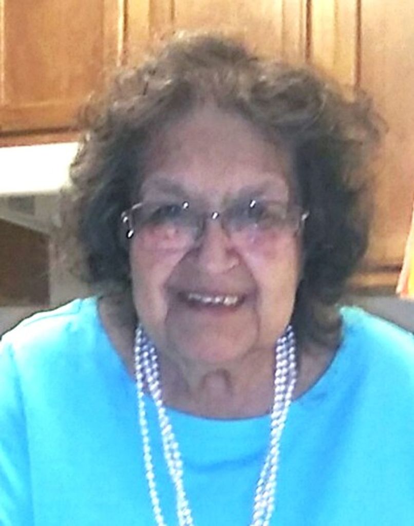 Julia Cerda Profile Photo