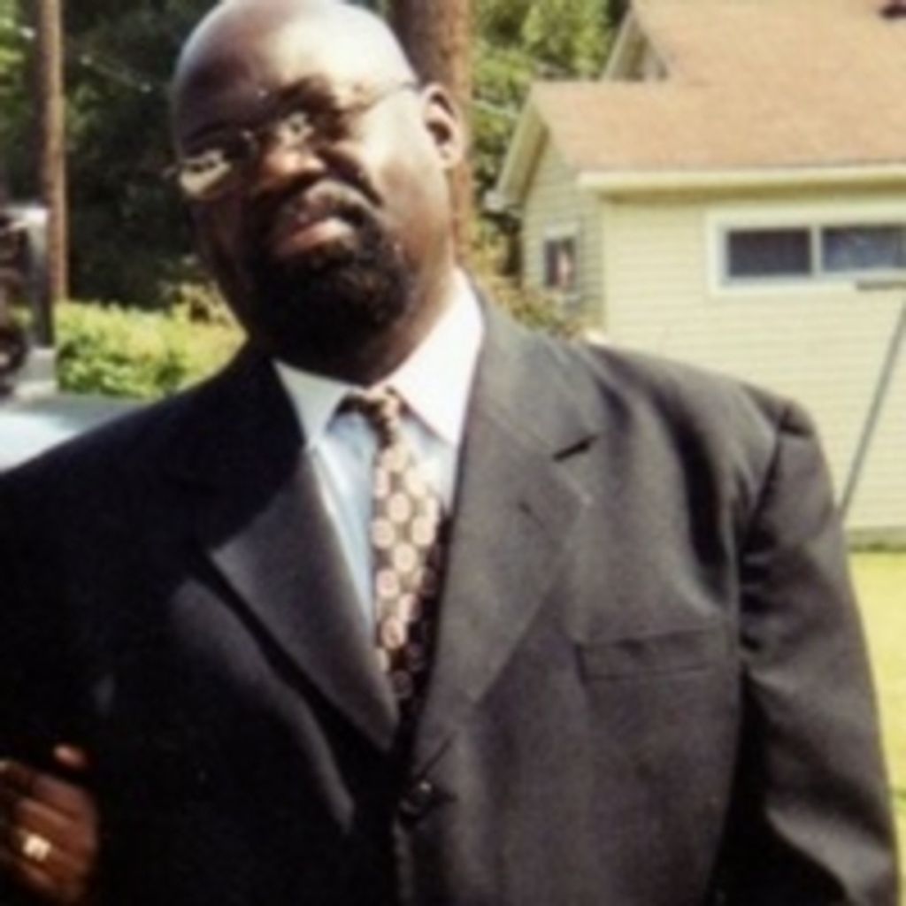 Minister Larry D. Kennely Profile Photo