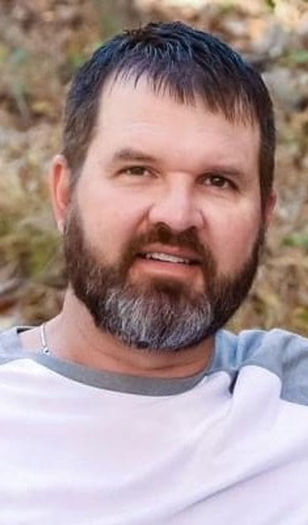 Michael Lee Knies Profile Photo