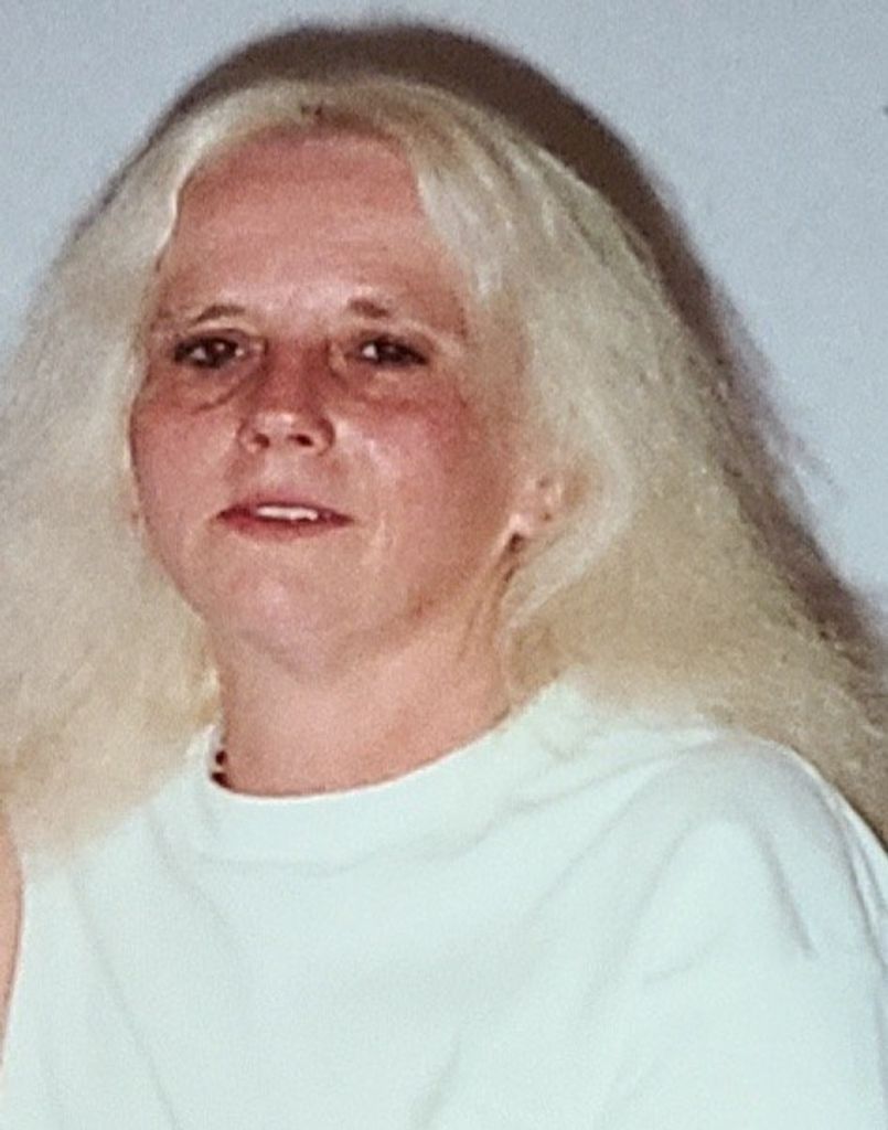 Sally Jo (Fry)  Lewis