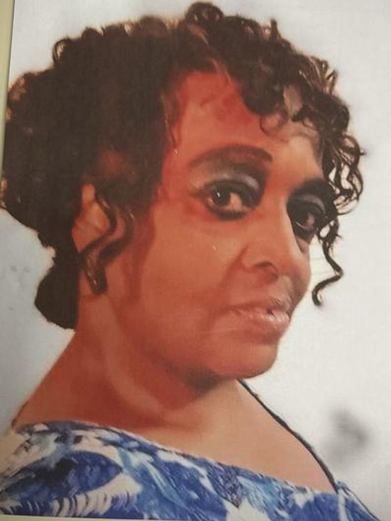 Rita Yvette "Rere" Young Profile Photo