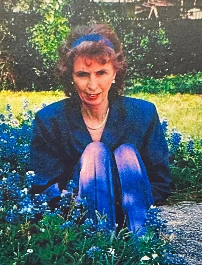 Sarah Lee Hamilton Profile Photo