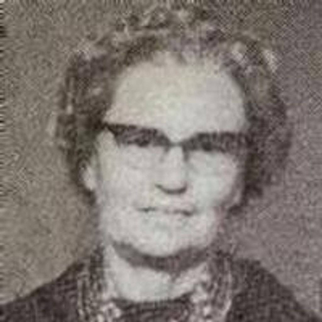 Ester Lee Nuckles