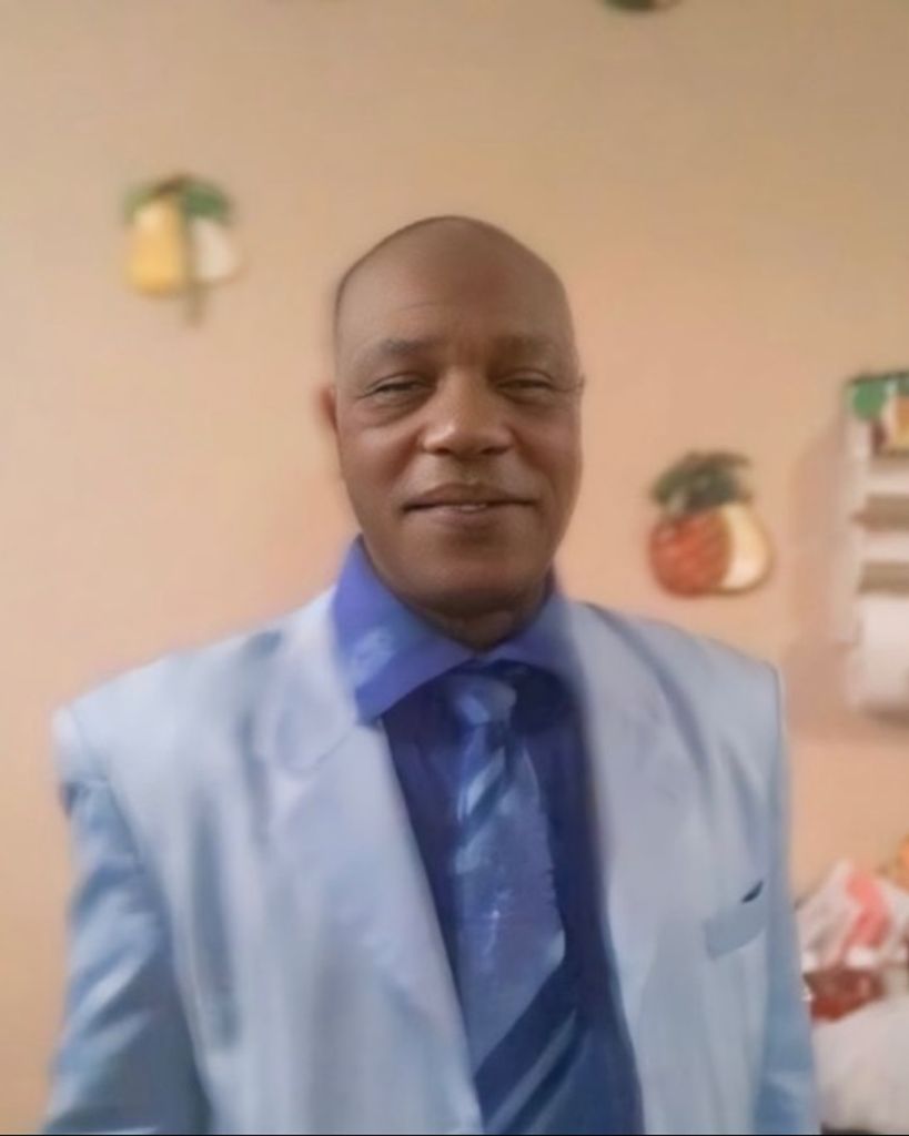 Mr. Carl Major