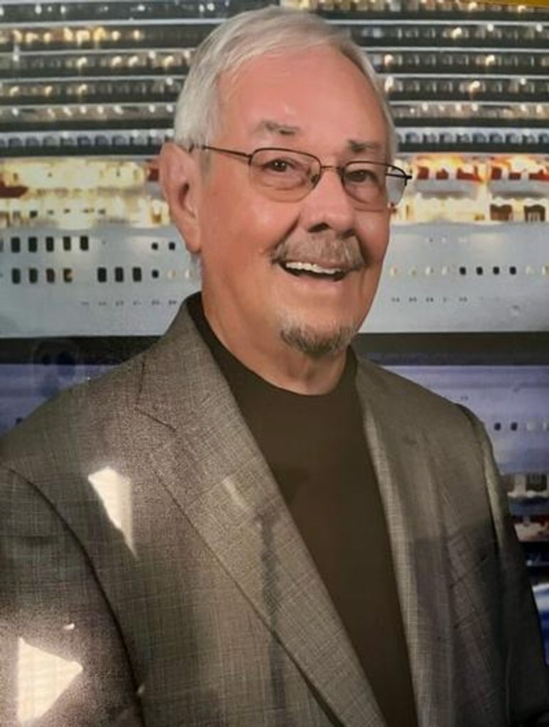 Robert Lindsey Bridges, Jr. Profile Photo