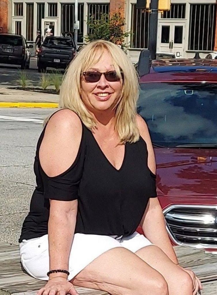 Anita Manous Profile Photo