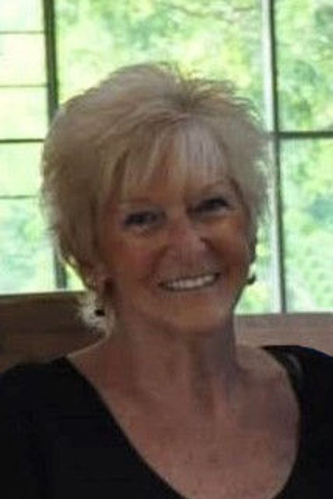Sandra "Sandy" (Hoover)  Anderson