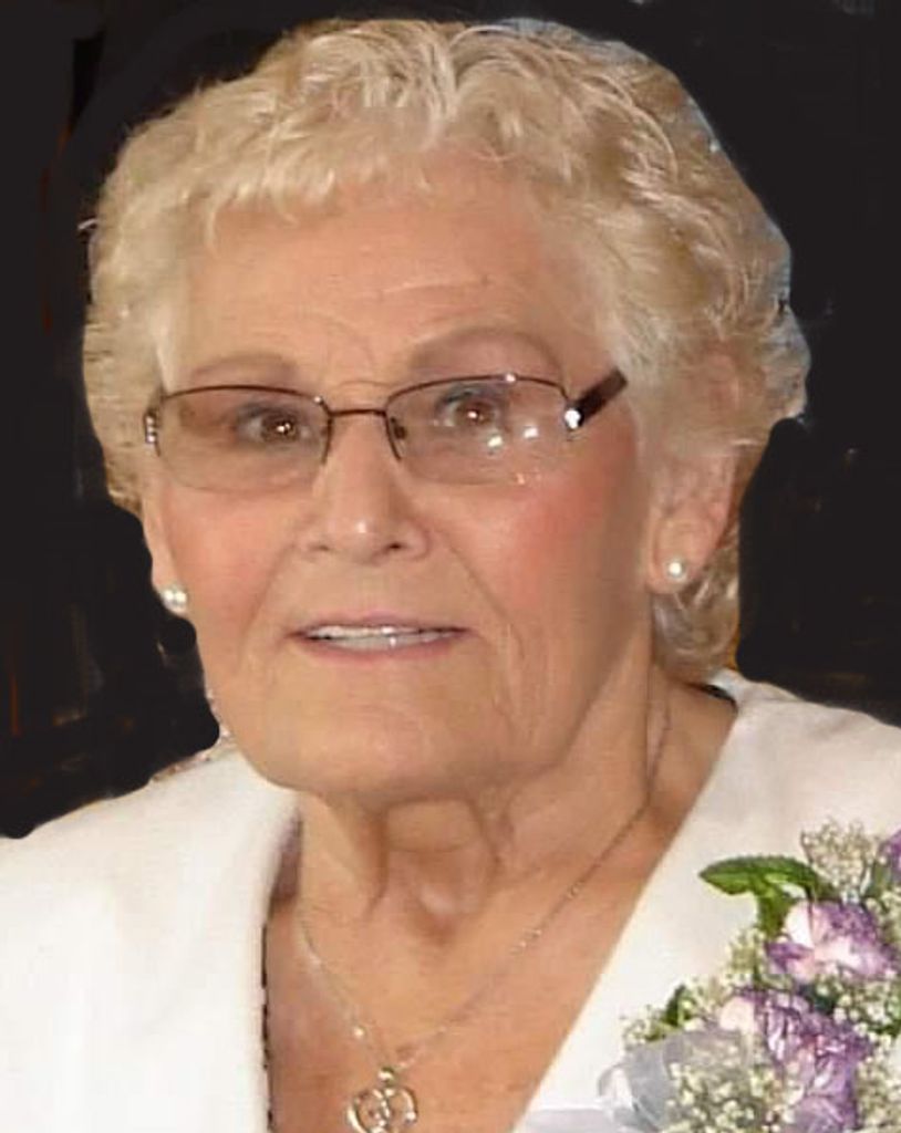 Evelyn Baughman (Graham)  Kalbach Profile Photo