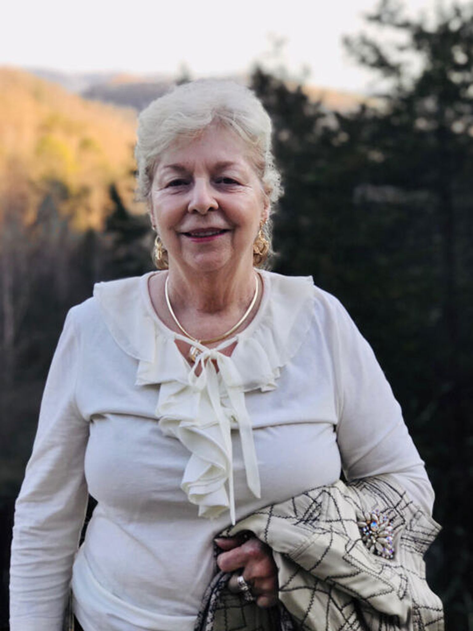 Eva Taylor photo gallery image 1 of 1