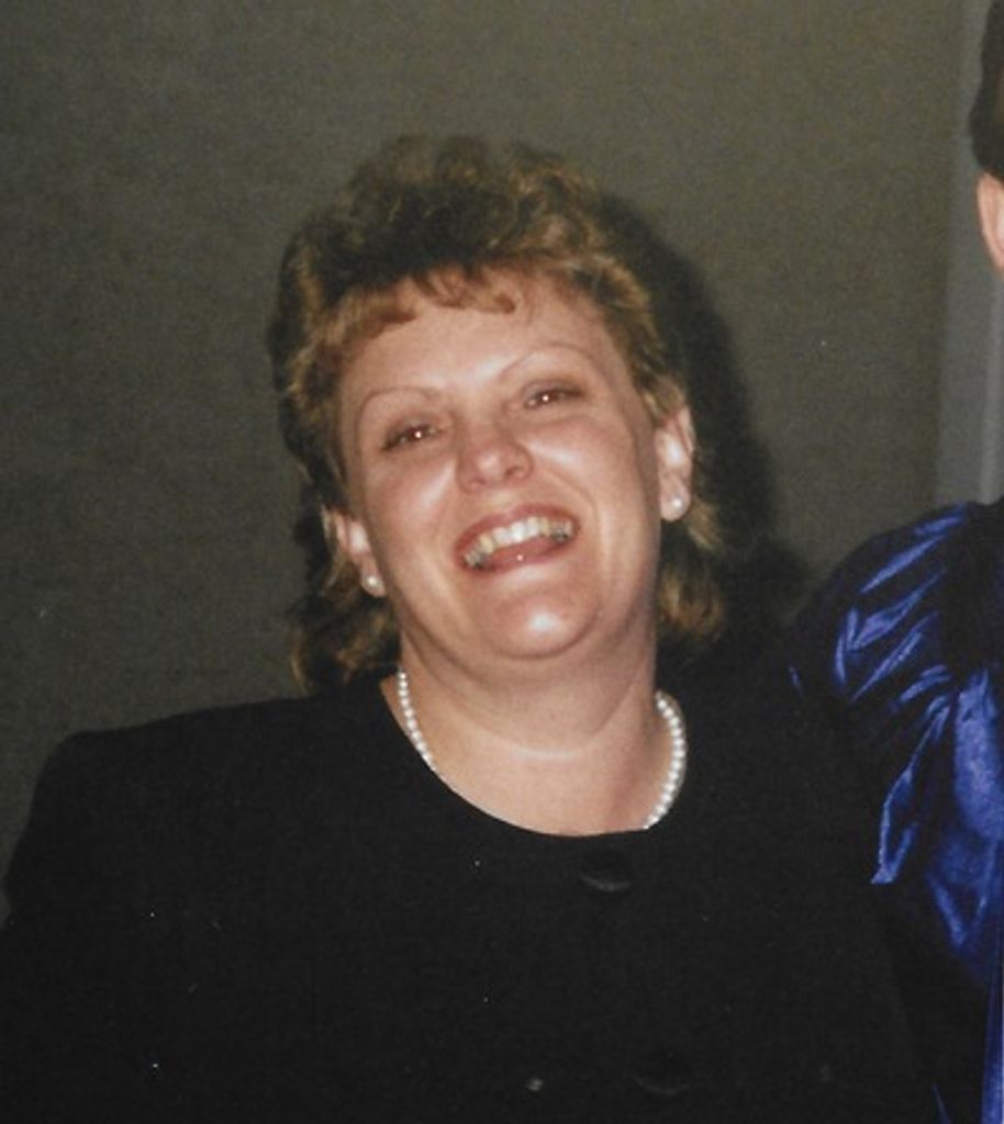 Phyllis E. Desalle