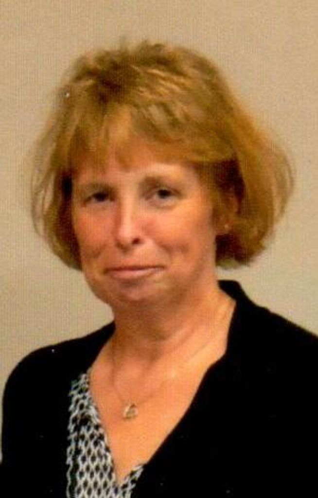 Linda B. (Brecht)  Moore