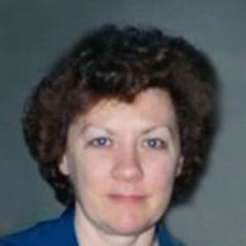 Gloria J Luiken
