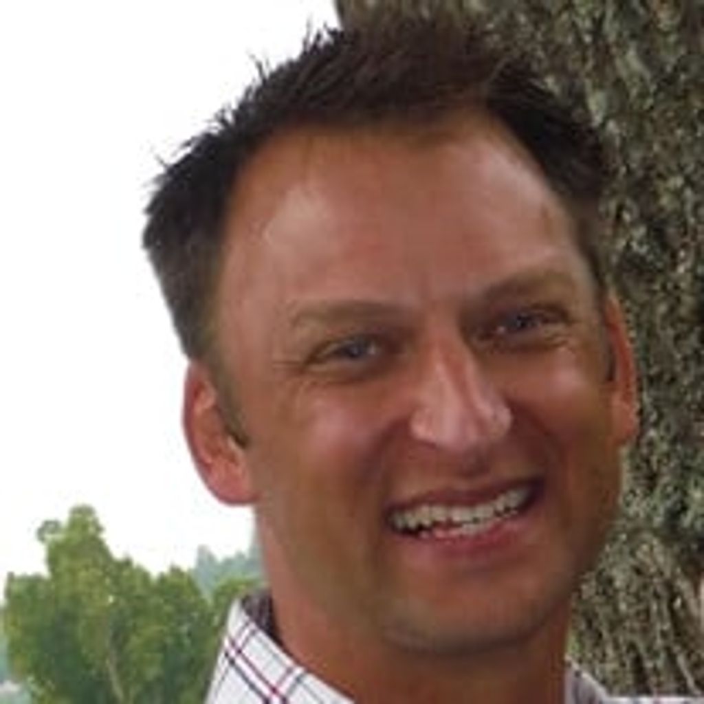 Erik Michael Russell