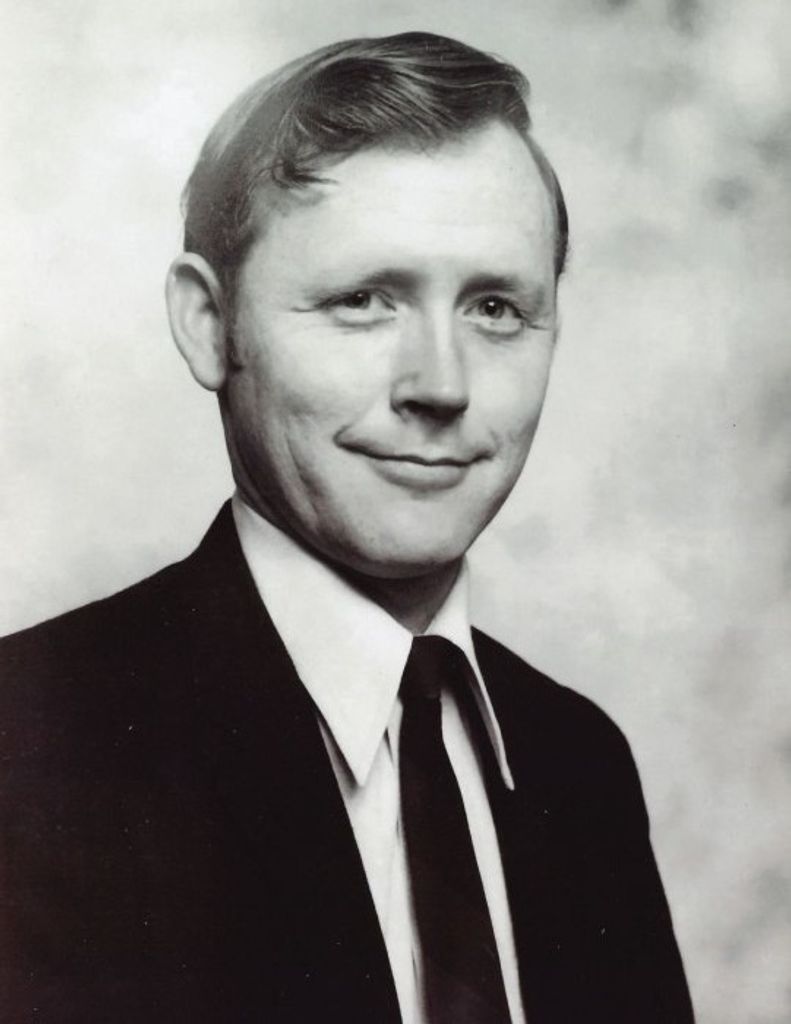 Daniel "Dan" B Yearwood