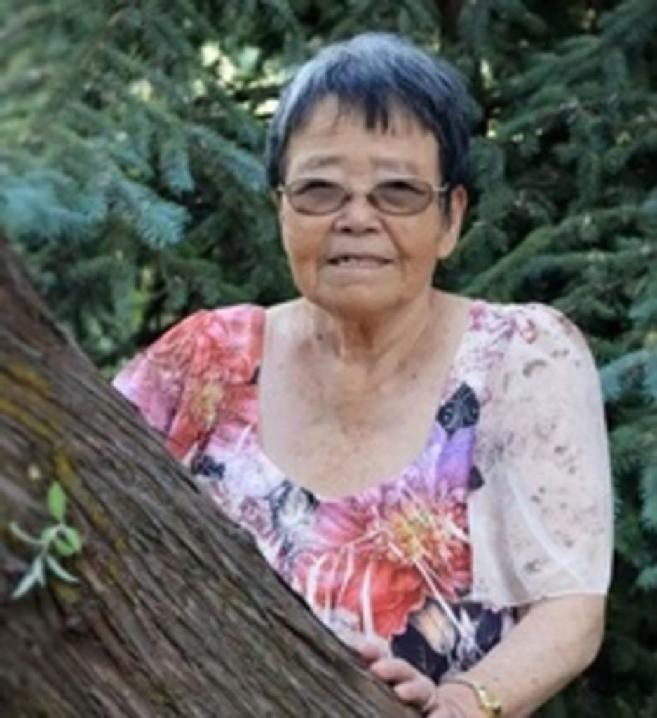 Song "Debbie" Kim) Ryska