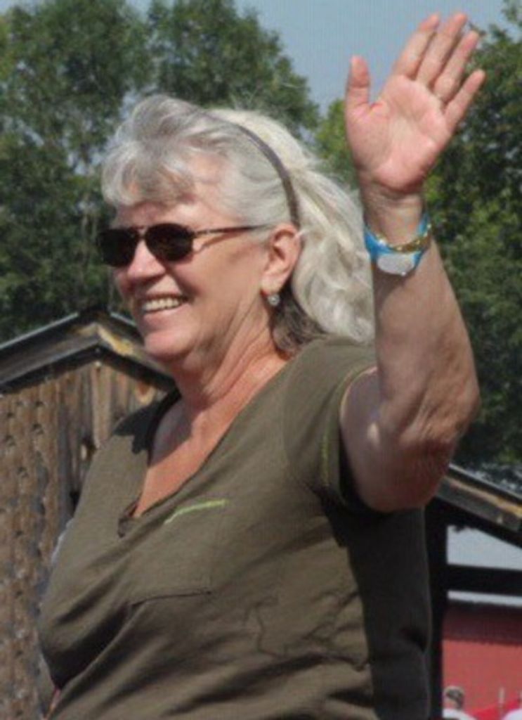 Debra Mary Hekrdle Profile Photo