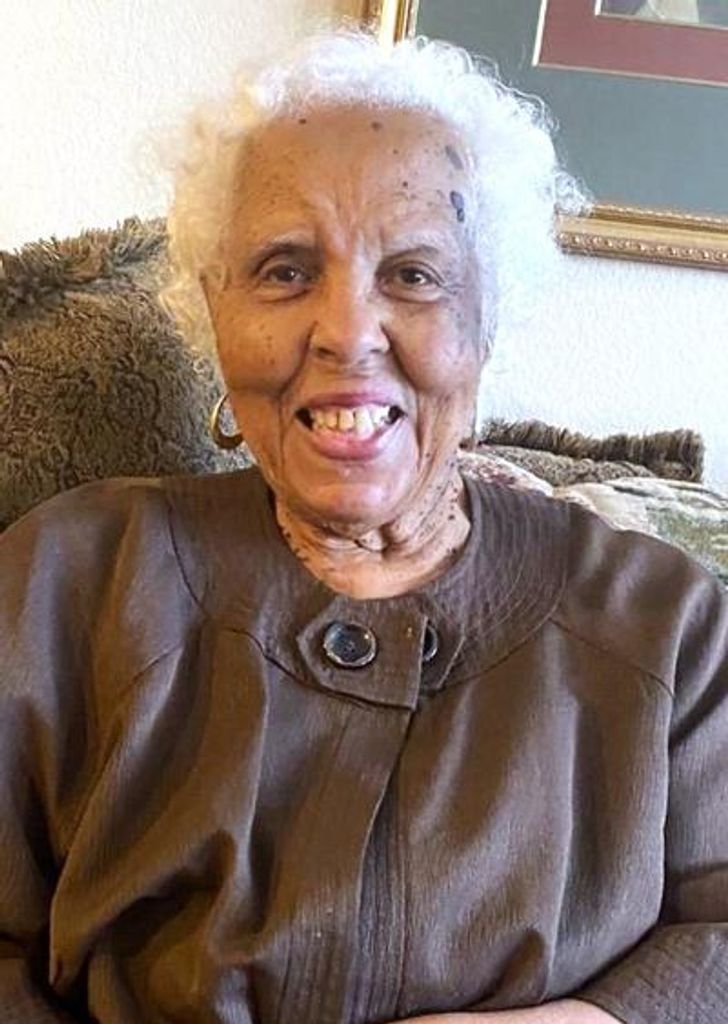 Mary Louise Henderson Profile Photo