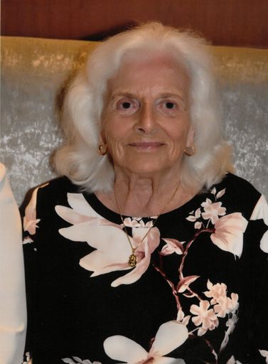 Elsbeth Luise Anita Richards Profile Photo