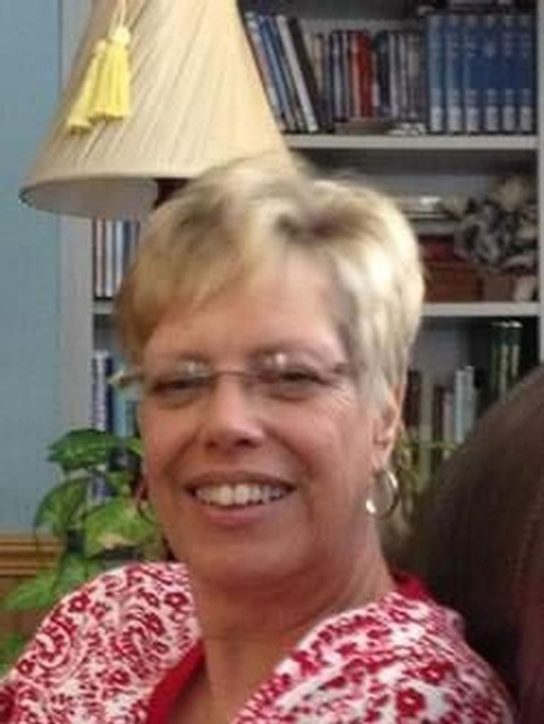 Susan Jean Elliott Belles