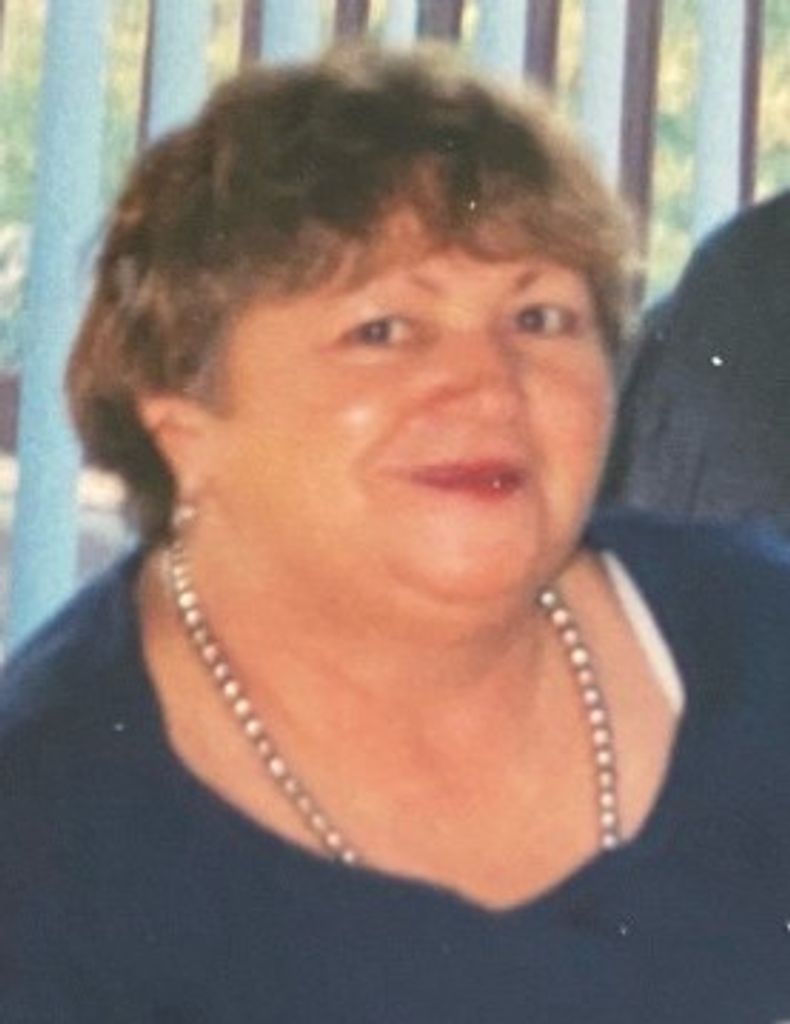 Carolyn Ann (Vaz)  Cinquini