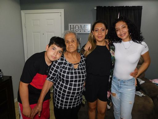 Maria Deleon Ambriz photo gallery thumbnail 17 of 187