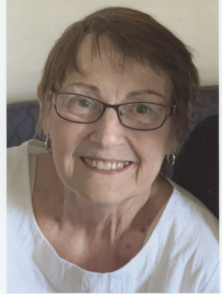 Sandra Petersen Profile Photo
