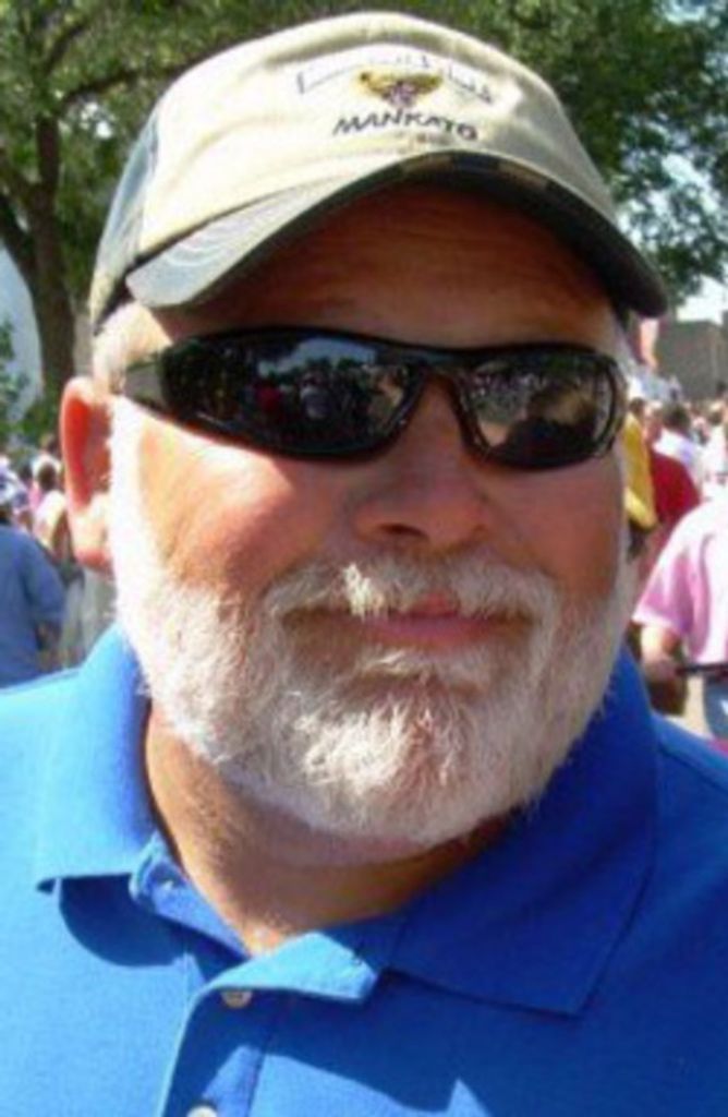 Robert F."Bob" Elwell