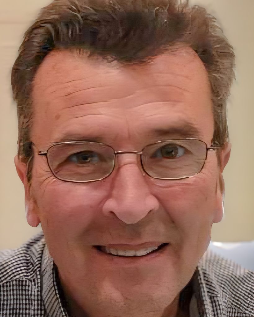 Robert Fox Profile Photo