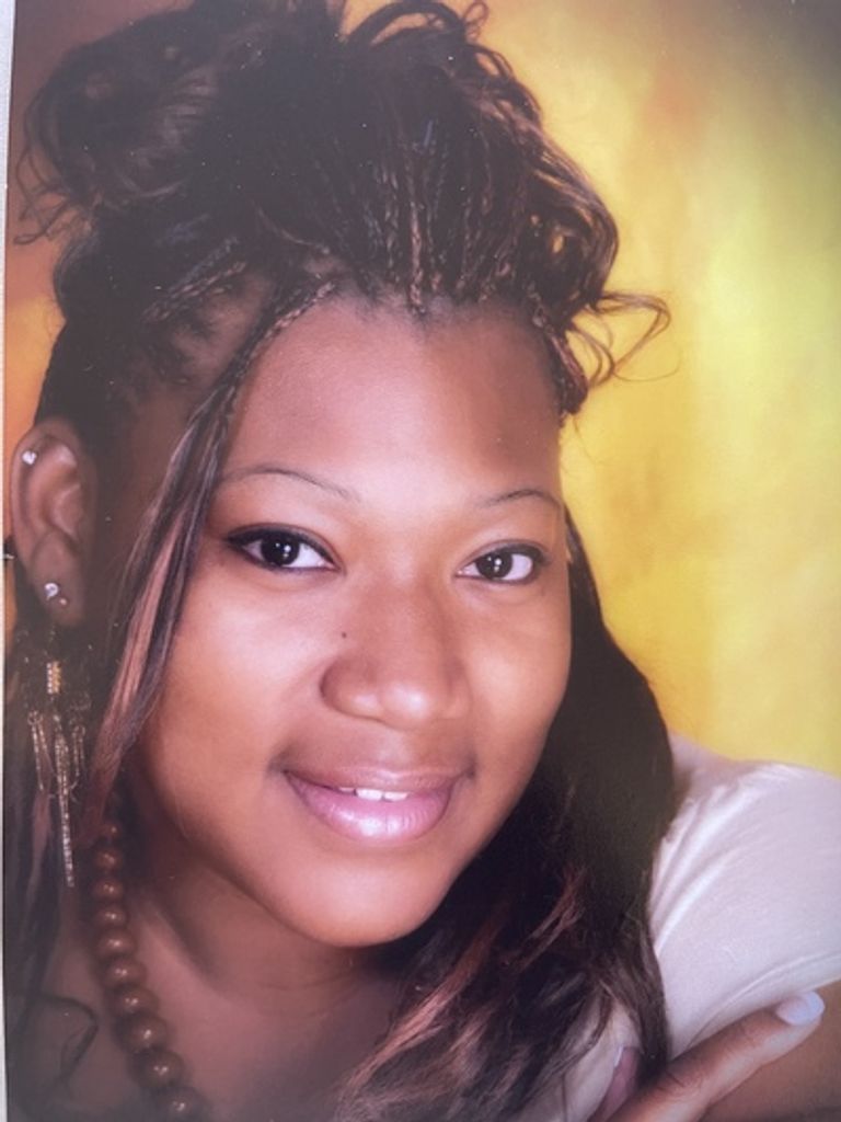 Erica Nicole Marshall Profile Photo