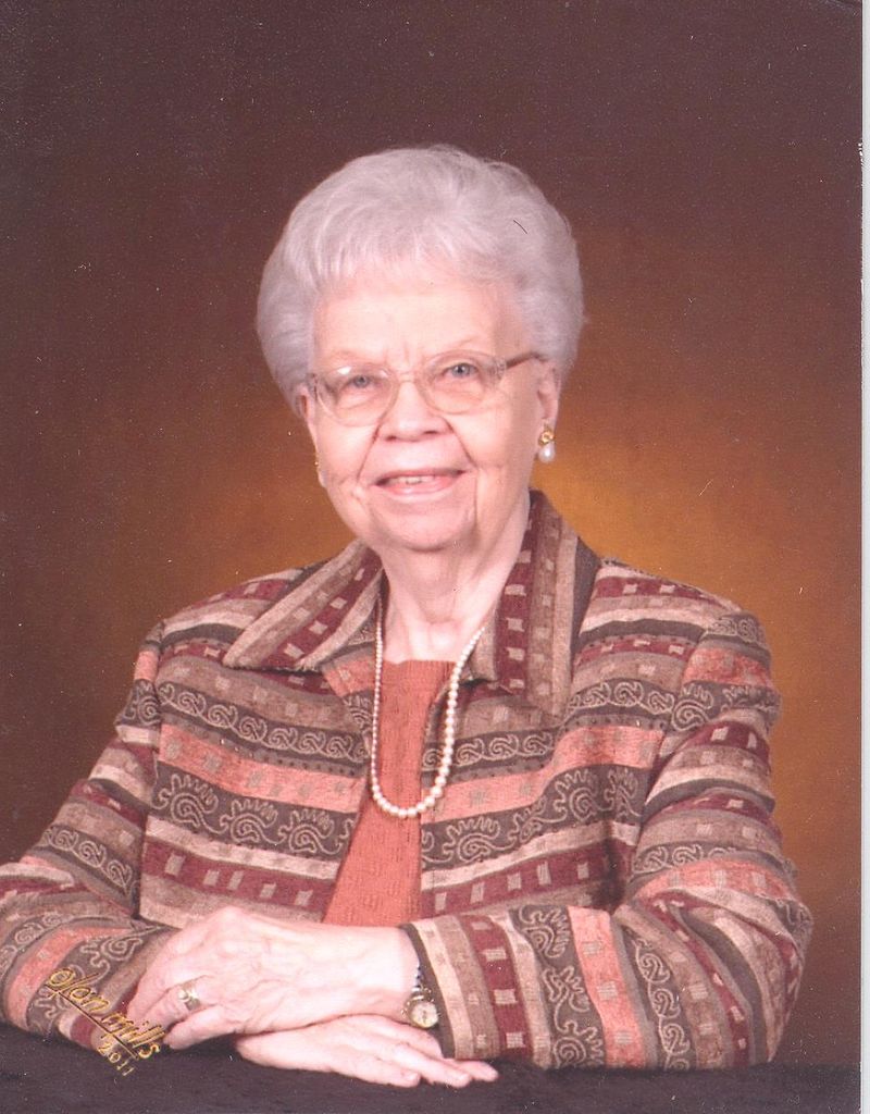 Lorraine White