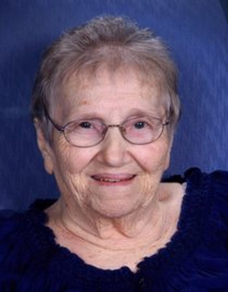 Muriel  M. (Swanson)  Hanson