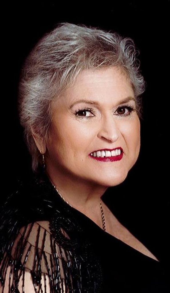Eva Wolfe Profile Photo
