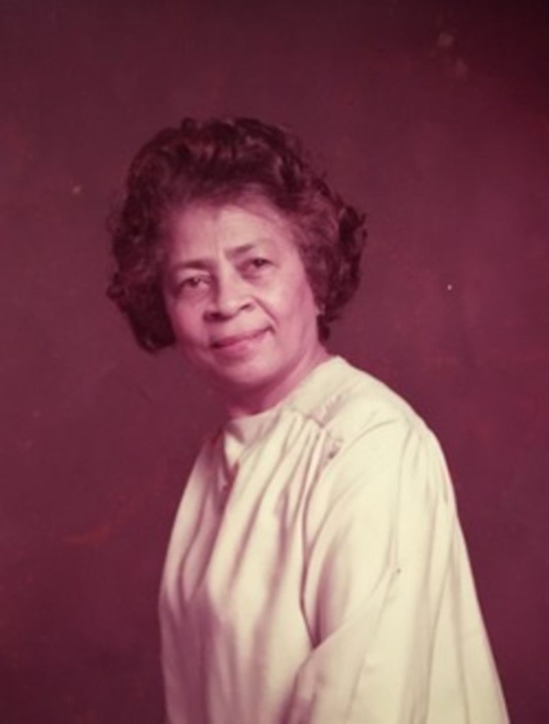 Sylvia " T Cake " Reeves Profile Photo