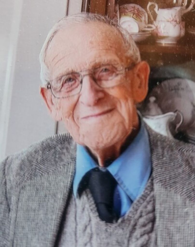 George Sebert Hirtle Profile Photo