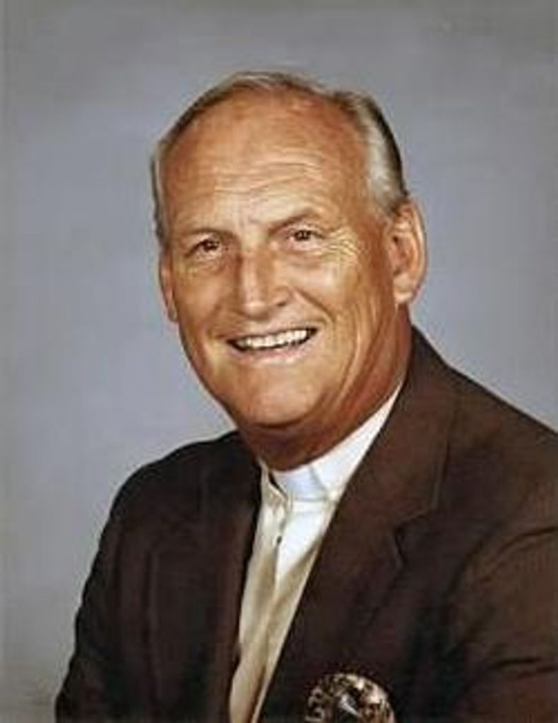 Rev. Robert Edward "Bob" Lee