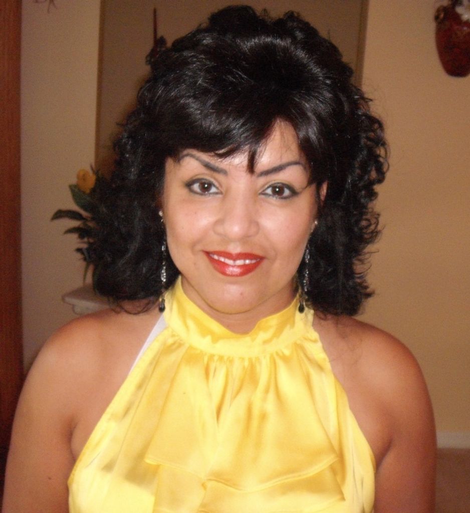 Claudia Liliana Christian Profile Photo